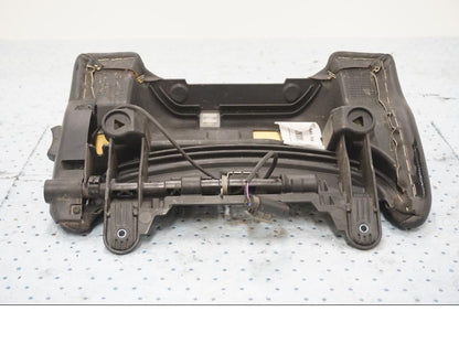 Snett uppifrån på Sadel från en BMW R 1250 RT -2019 motorcykel.