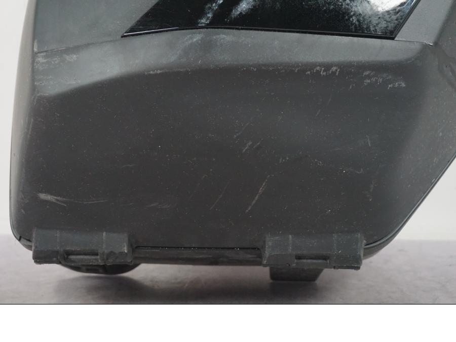 Baksidan på Sidoväska från en Yamaha MT-09 Tracer -2022 motorcykel.