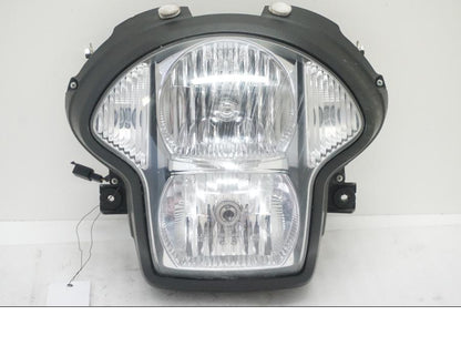 Baksidan på Strålkastare från en Kawasaki Versys 650 -2008 motorcykel.