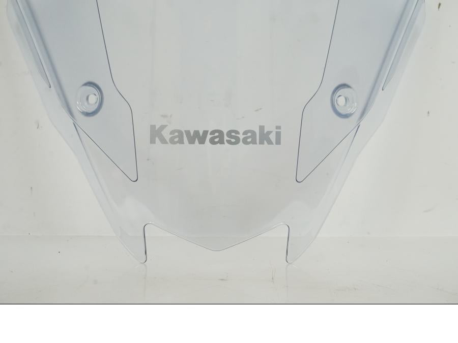 Baksidan på Vindruta från en Kawasaki Ninja 1000SX -2023 motorcykel.