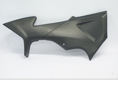 Framsidan på Sidopanel från en Honda CB 500 X -2015 motorcykel.