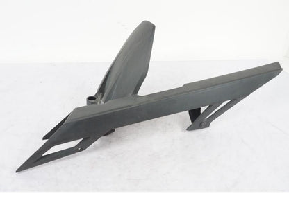 Framsidan på Svingskärm från en KTM 390 Duke -2018 motorcykel.