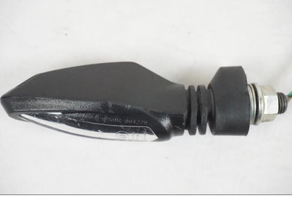 Höger sida på Blinkers LED från en KTM 390 Adventure -2021 motorcykel.