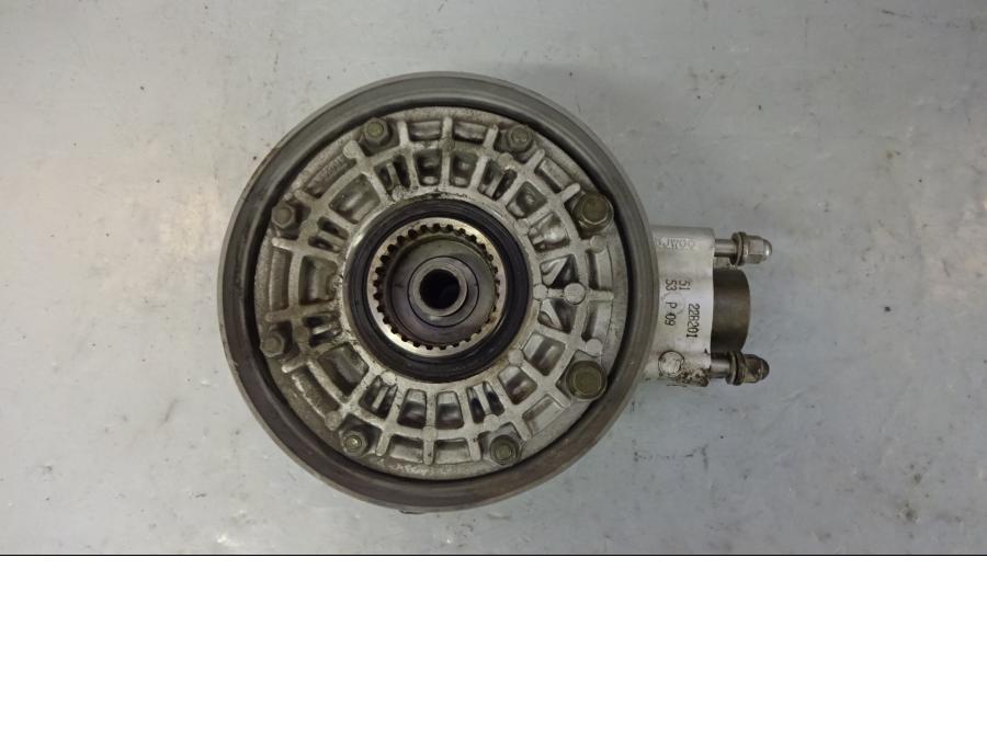 Baksidan på Slutväxel från en Yamaha FJR 1300 -2003 motorcykel.