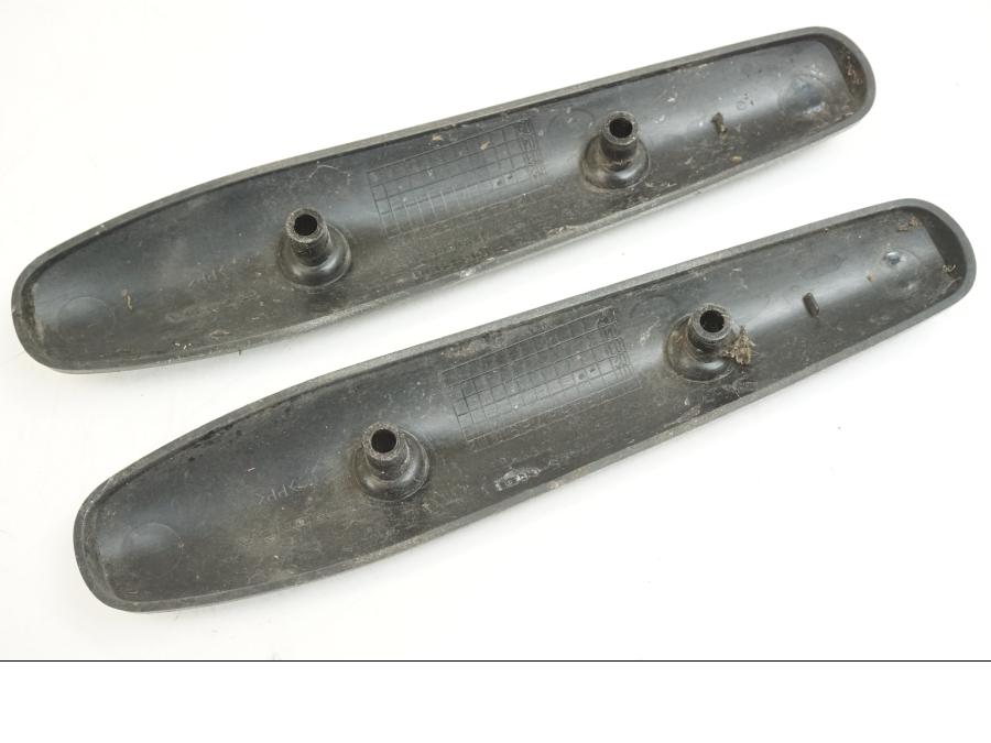 Snett uppifrån på Vindrutefäste från en Honda ST 1300 -2002 motorcykel.