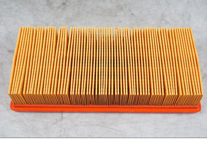 Vänster sida på Luftburk från en BMW K 1600 GTL -2015 motorcykel.