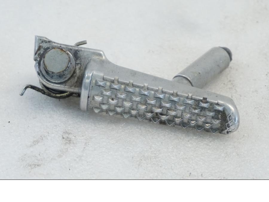 Framsidan på Fotpinne från en Honda CBR 1000 RR -2010 motorcykel.