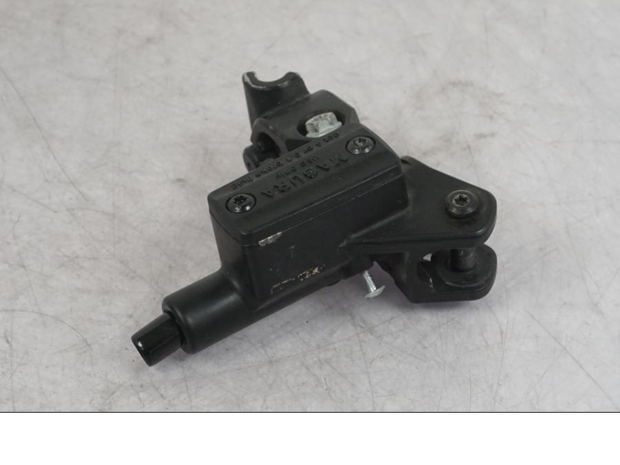 Extrabild3 på Kopplingshuvudcylinder från en KTM 1290 Super Adventure R -2018 motorcykel.