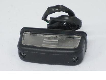 Höger sida på Skyltbelysning från en Honda CB 500 X -2015 motorcykel.