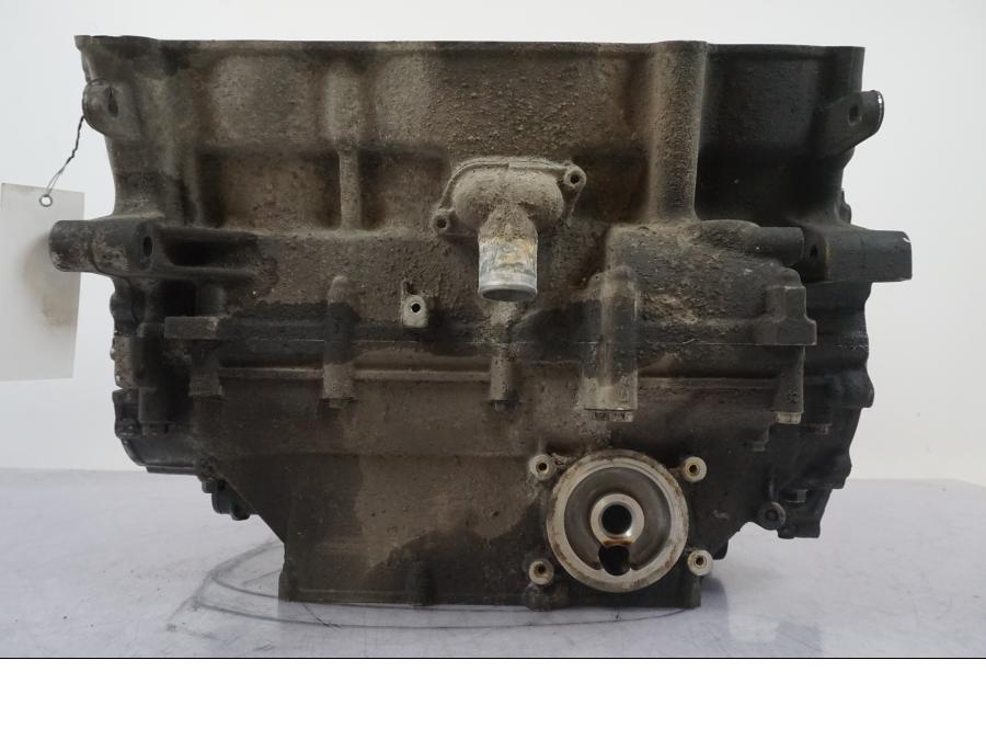 Extrabild2 på Motorblock från en Yamaha FJR 1300 -2005 motorcykel.