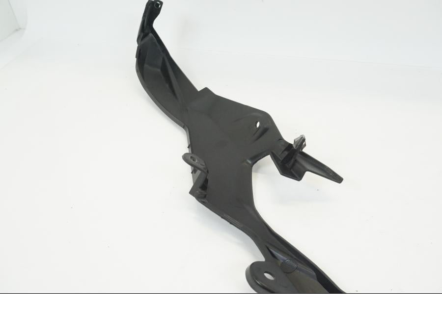 Snett uppifrån på Sidopanel från en BMW S 1000 XR -2019 motorcykel.