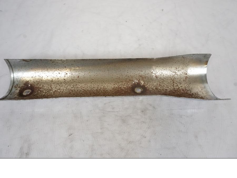 Snett uppifrån på Svingkromskydd från en Kawasaki VN 1500 -2003 motorcykel.