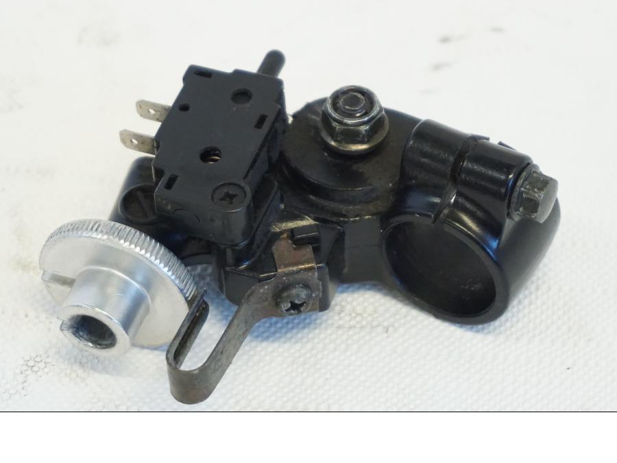 Snett nerifrån på Kopplingsklo från en Yamaha YZF R6 -2006 motorcykel.