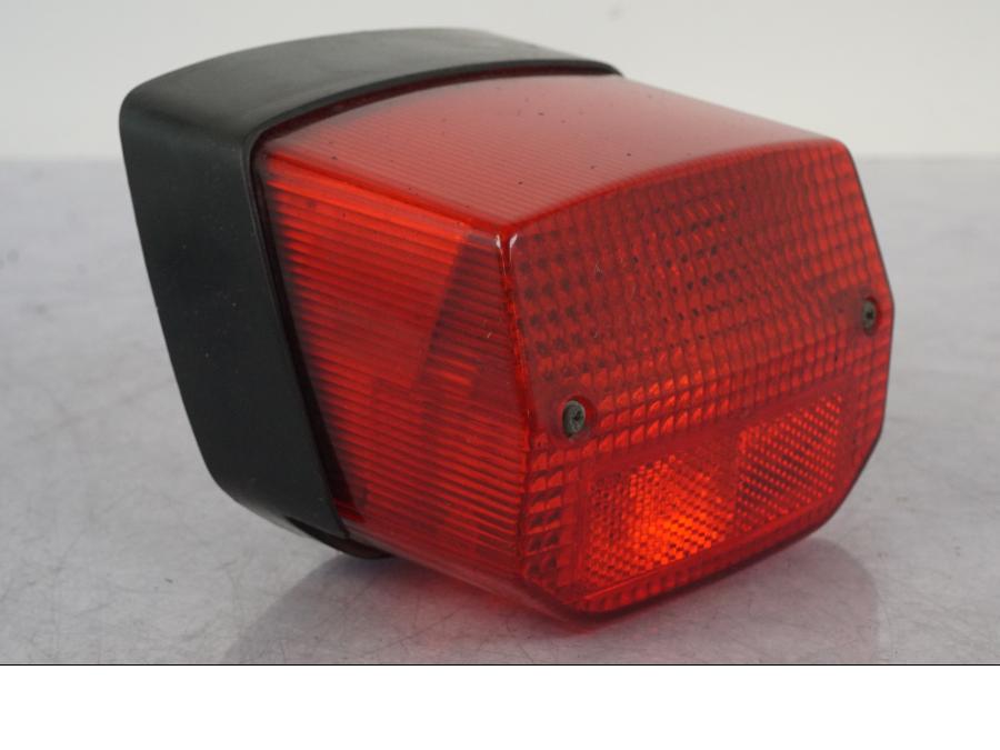 Framsidan på Baklampa från en BMW R 1100 GS -1998 motorcykel.