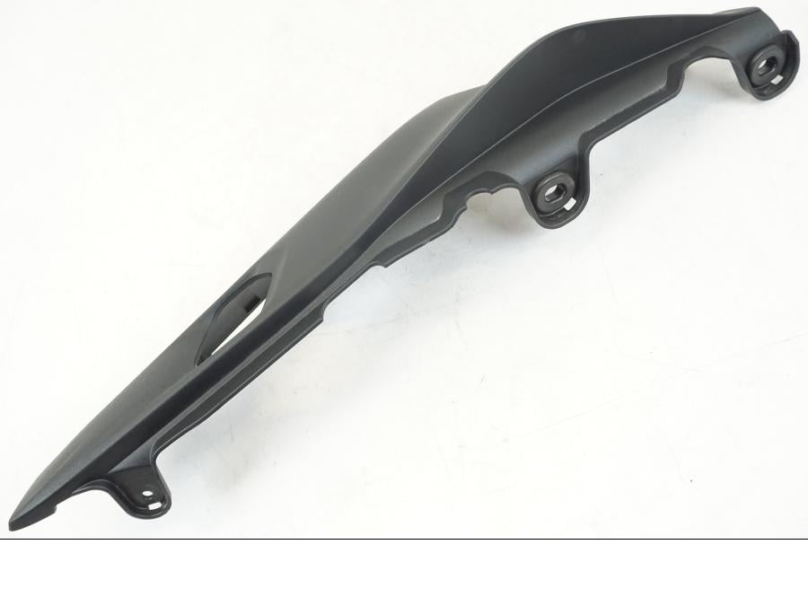 Vänster sida på Bakvinge från en Yamaha MT-09 -2021 motorcykel.