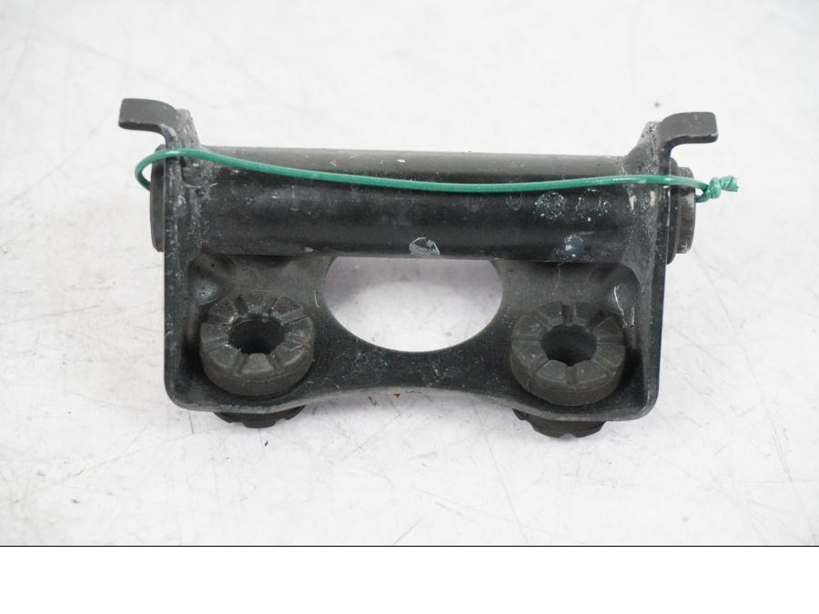 Baksidan på Bensintankfäste från en Suzuki GSX-R 1000 -2008 motorcykel.