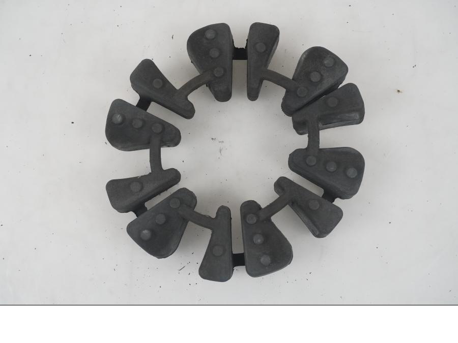 Baksidan på Ryckutjämnare från en Triumph Street Triple -2009 motorcykel.