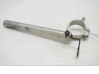 Framsidan på Styre från en Suzuki GSX-R 600 -2004 motorcykel.