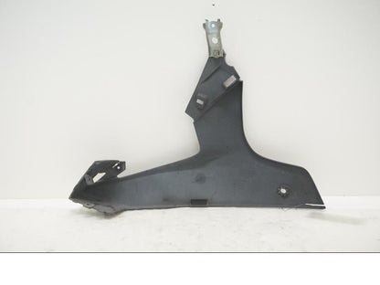 Baksidan på Magkåpa från en Honda CBR 500 R -2013 motorcykel.