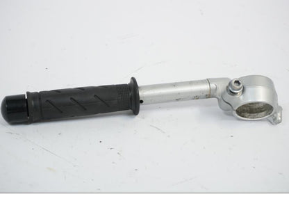 Snett uppifrån på Handtag från en Honda VTR 1000 F -1999 motorcykel.