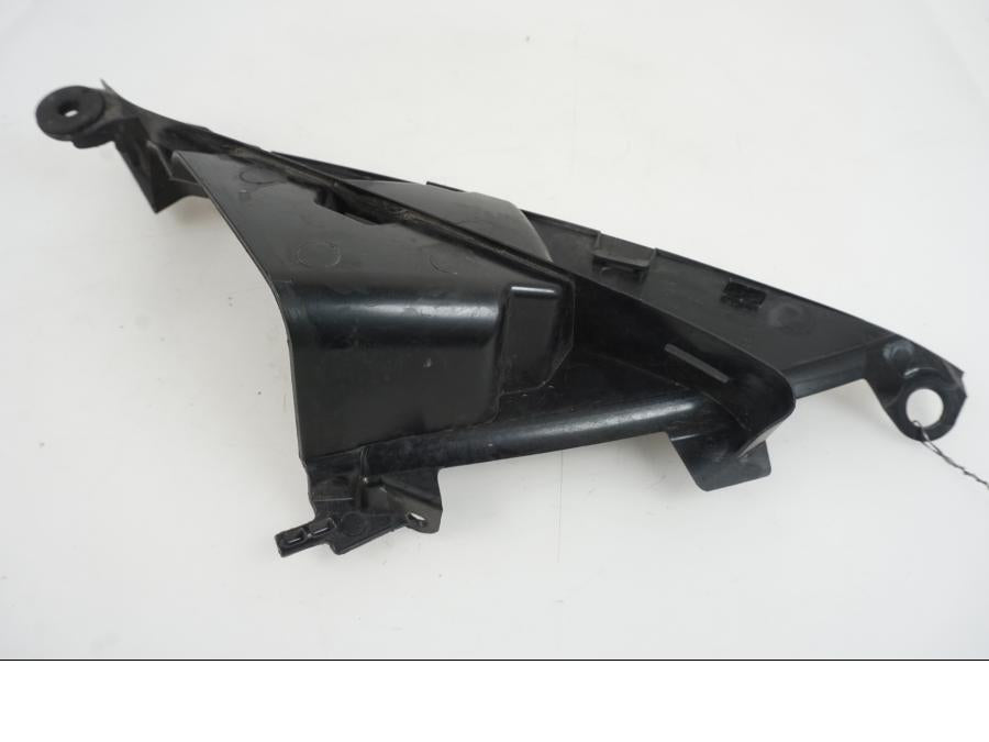 Snett uppifrån på Toppkåpsinsida från en Suzuki GSX-R 1000 -2007 motorcykel.