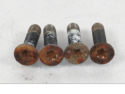 Extrabild1 på <p>Låssats från BMW R 1200 R 2007.</p>

<p>Tändningslås, antenn, tanklock, sadellås och 1st nyckel.</p> motorcykel.