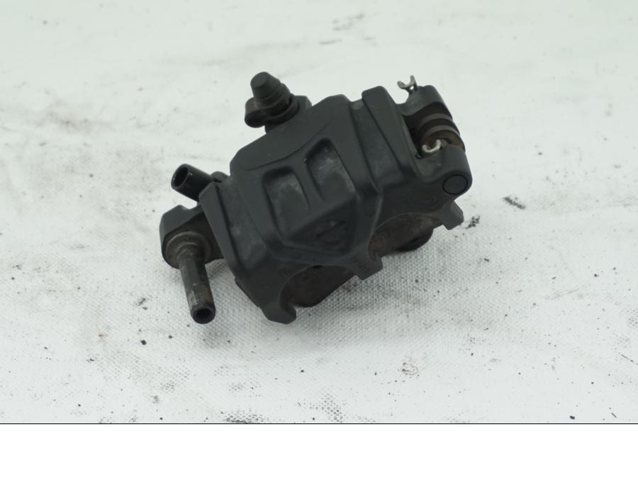 Baksidan på Bromsok från en KTM 1190 Adventure -2014 motorcykel.