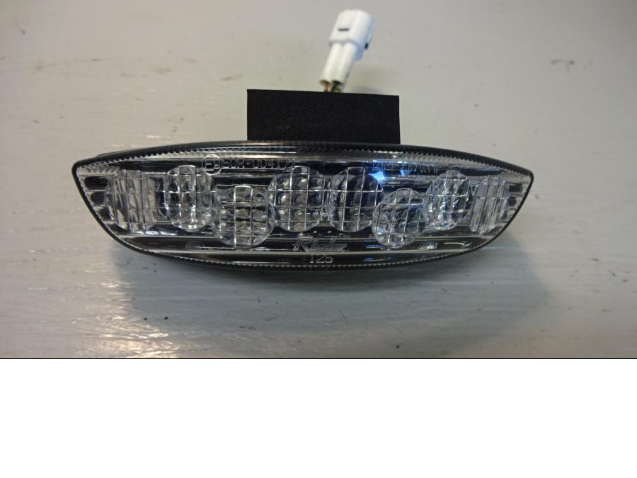 Framsidan på Baklampa från en Yamaha YZF-R 125 -2012 motorcykel.