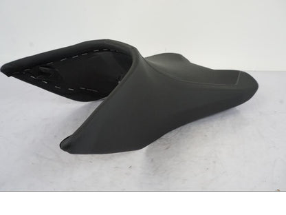 Framsidan på Sadel från en KTM 1290 Super Duke -2019 motorcykel.