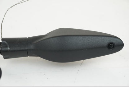 Höger sida på Blinkers från en Ducati Monster 1200 -2014 motorcykel.