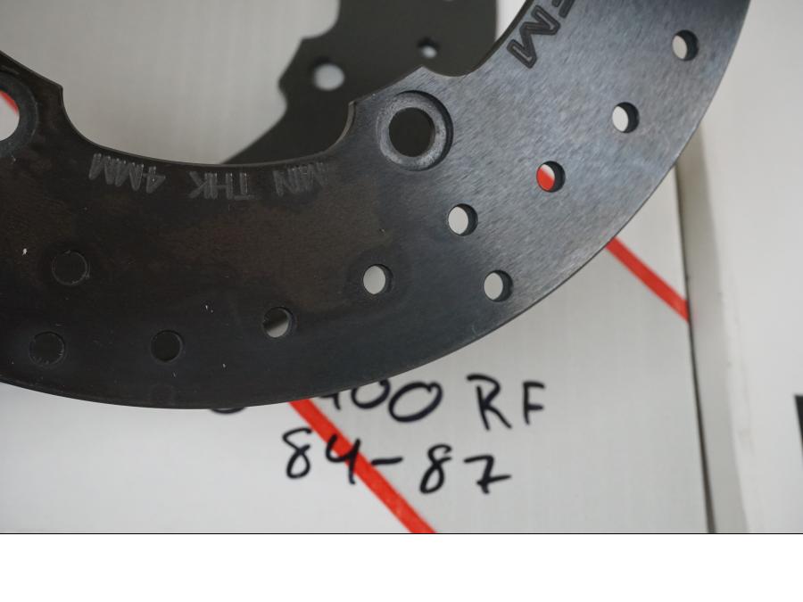 Vänster sida på Bromsskiva från en Honda NSR 400 -1987 motorcykel.