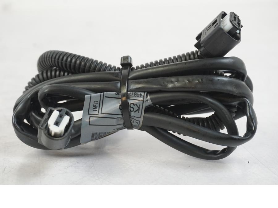 Snett uppifrån på Kablage från en BMW R 1250 GS -2021 motorcykel.