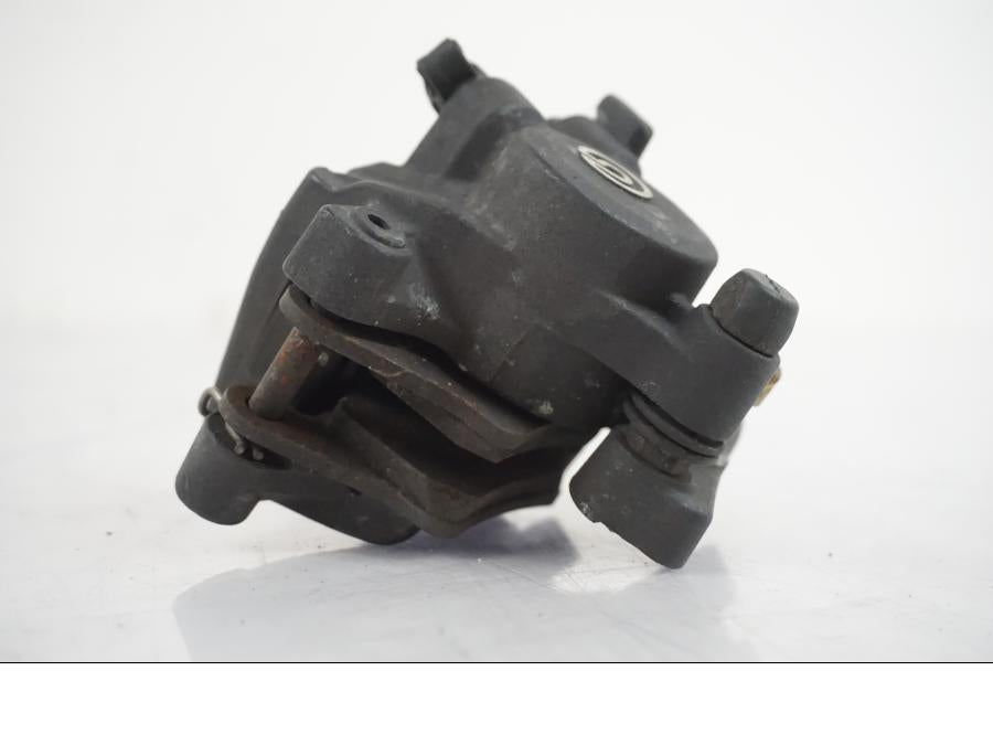 Vänster sida på Bromsok från en BMW F 650 CS -2002 motorcykel.