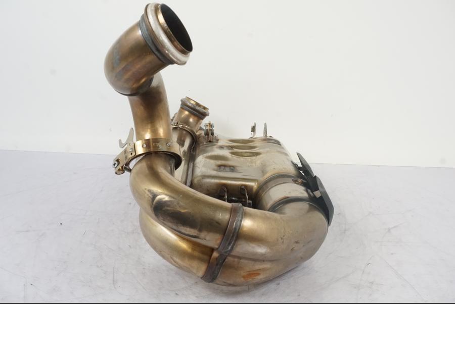 Snett uppifrån på Mellanburk från en KTM 1290 Super Duke R -2023 motorcykel.