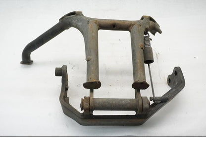 Framsidan på Centralstöd från en Honda VFR 750 -1990 motorcykel.