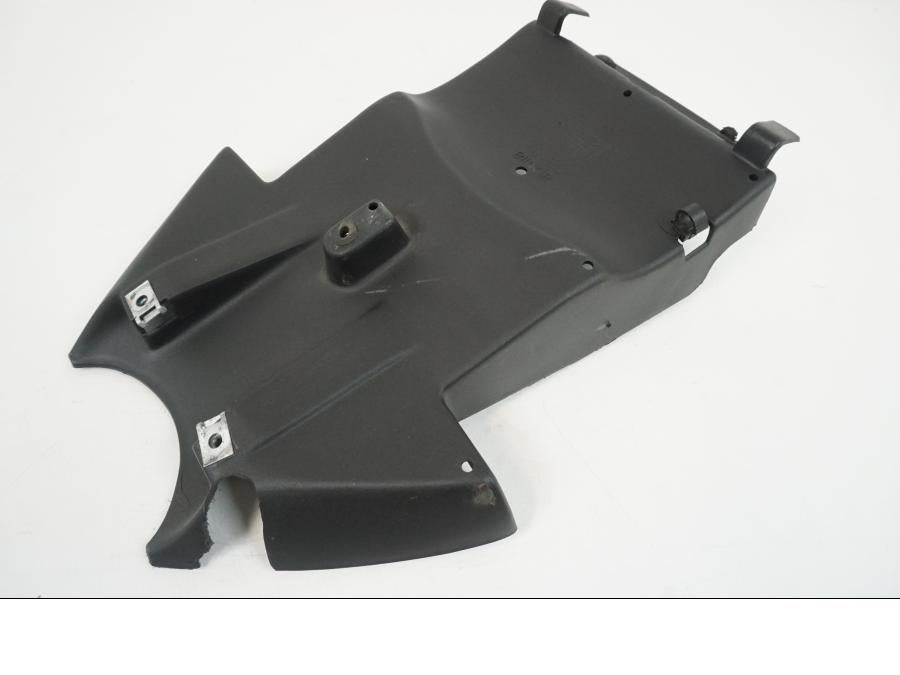 Vänster sida på Undertail från en Aprilia RS 250 -1998 motorcykel.