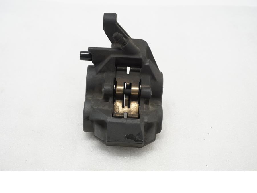 Baksidan på Bromsok från en Yamaha TDM 900 -2002 motorcykel.