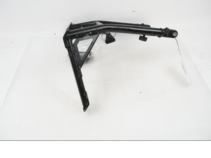 Framsidan på Centralstöd från en KTM 1290 Super Adventure S -2022 motorcykel.