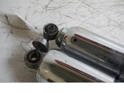 Höger sida på Stötdämpare från en Yamaha XV 1100 -1996 motorcykel.