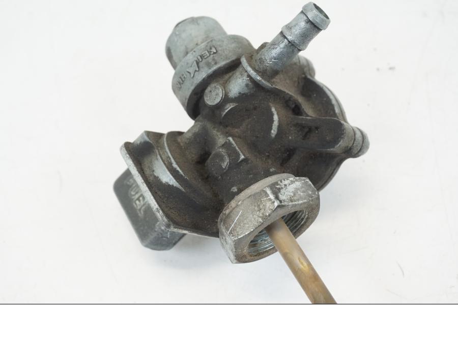 Extrabild3 på Bensinkran från en Honda CB 750 -2002 motorcykel.