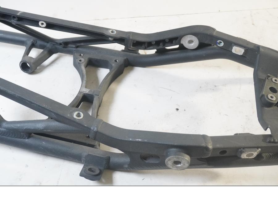 Baksidan på Bakram från en Triumph Street Triple -2009 motorcykel.