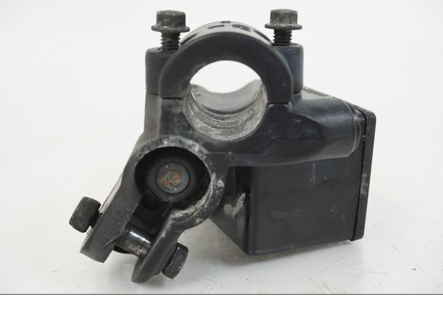 Extrabild1 på Kopplingshuvudcylinder från en Yamaha FZR 1000 -1990 motorcykel.