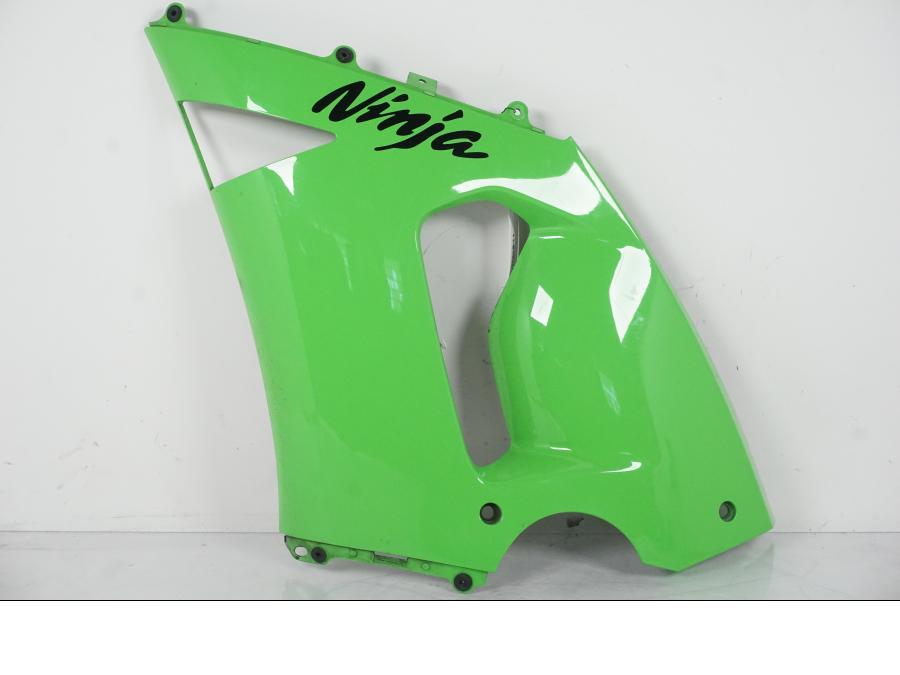 Framsidan på Sidkåpa från en Kawasaki ZX-6R -2005 motorcykel.