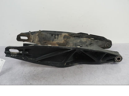 Framsidan på Sving från en KTM 1290 Super Adventure R -2018 motorcykel.