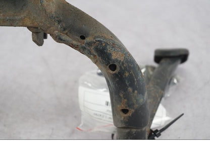 Extrabild4 på Centralstöd från en Suzuki GSF 1250 -2010 motorcykel.