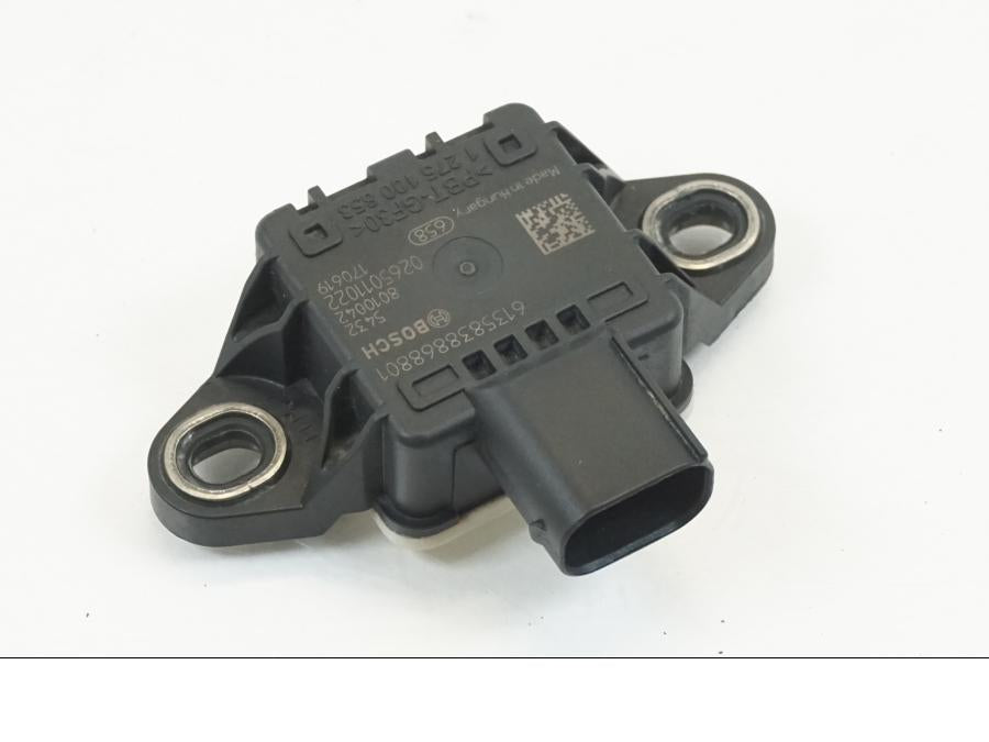 Framsidan på Acceleration Sensor från en BMW R 1200 GS -2018 motorcykel.