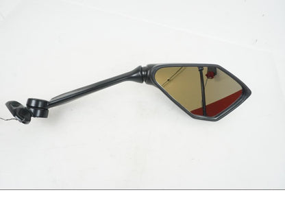 Framsidan på Backspegel från en Kawasaki NINJA 400 -2018 motorcykel.