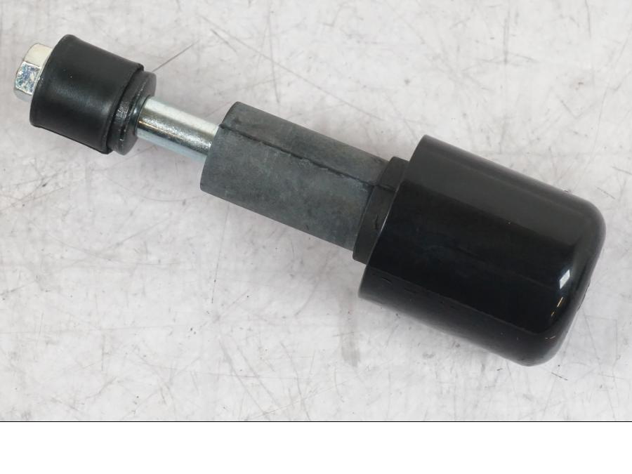 Vänster sida på Styrvikt från en Suzuki GSF 1250 -2010 motorcykel.