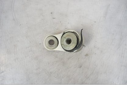 Vänster sida på Fäste från en KTM 990 Super Duke -2006 motorcykel.