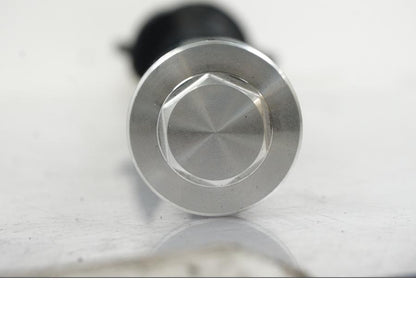 Snett nerifrån på Gaffelben från en Yamaha MT-07 -2019 motorcykel.